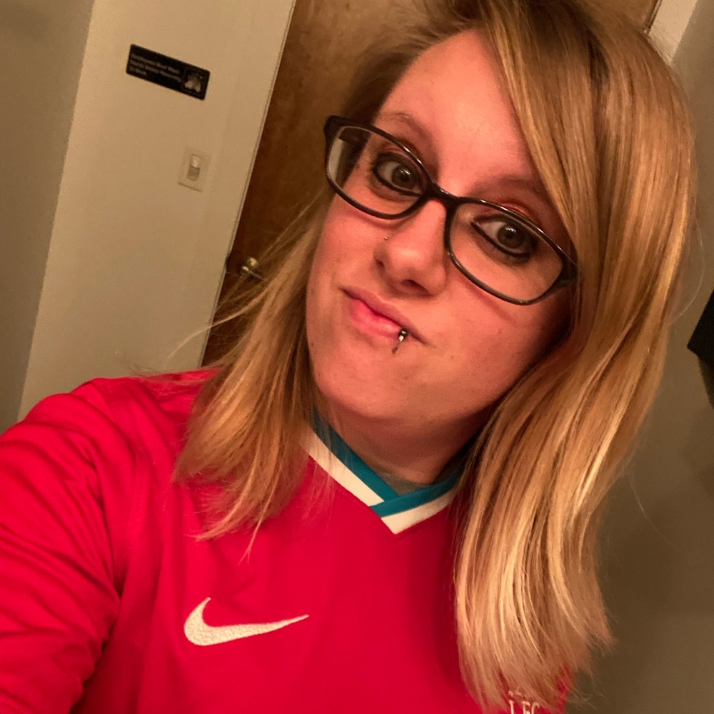 Meet your Posher, Kaylie